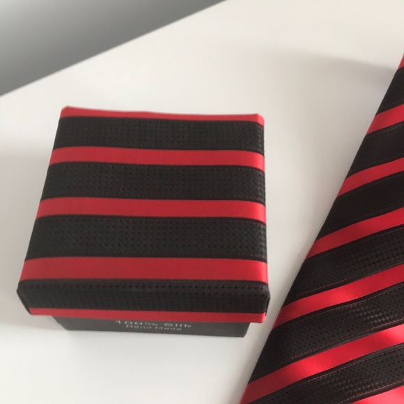 Tie - Picture 4 of 4